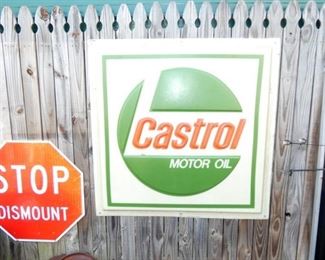 EMB. PLASTIC CASTROL SIGN 48X48
