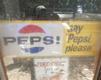 EMB. PEPSI PLEASE SIGN
