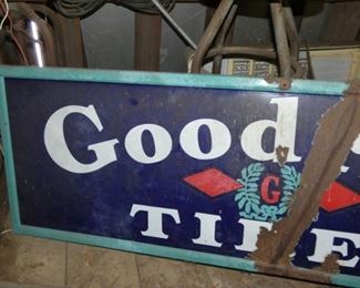 VIEW 2 CLOSEUP 61X20