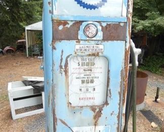 VIEW 2 CLOSEUP PURE PUMP