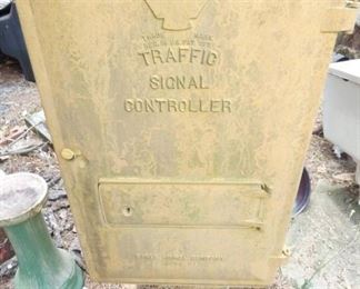 VIEW 2 CLOSEUP 18X32