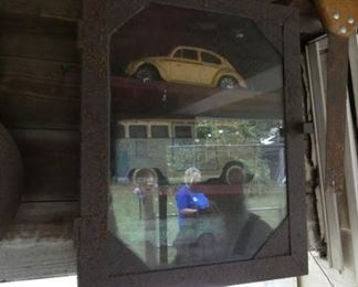 EARLY LANCE WALL MOUNT CABINET