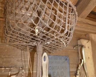 VIEW 2 CLOSEUP BASKET