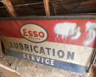 ESSO LUBRICATION SERVICE SIGN