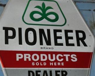 VIEW 2 CLOSEUP 48X46