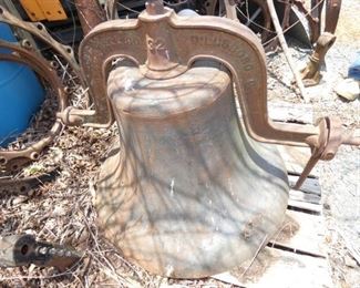 500LB HILLSBORO NC BELL