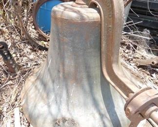 VIEW 3 CLOSEUP HILLSBORO BELL