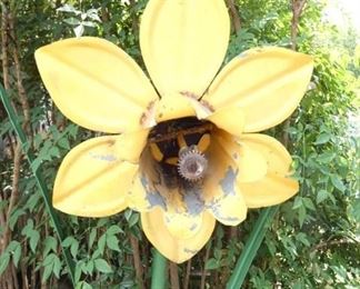 VIEW 3 MAKER FRANK HOLDER