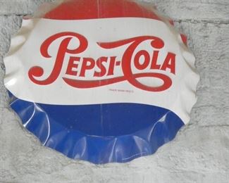 VIEW 2 CLOSEUP PEPSI CAP