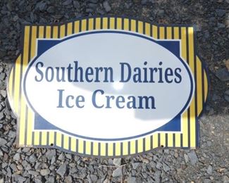 PORC. SOUTHERN DAIRIES SIGN
