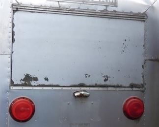 VIEW 8 18FT. AIRSTREAM GLOBE TROTTER