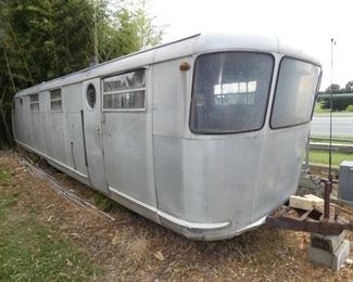 VIEW 2 CLOSEUP MANSION 33FT.