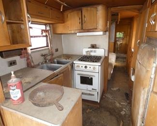 VIEW 8 INTERIOR PICTURE