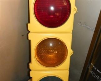 VIEW 2 CLOSEUP STOPLIGHT