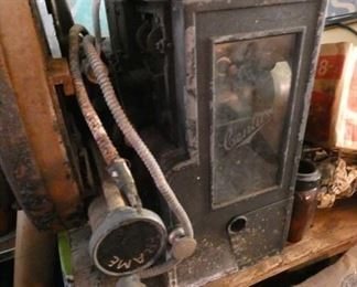 VIEW 2 CLOSEUP PROJECTOR