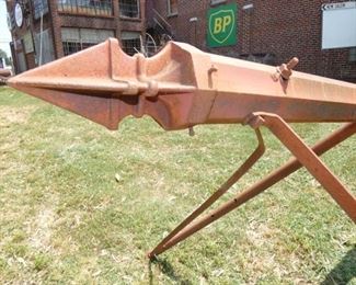 VIEW 4 CLOSEUP FENNUAL TOP