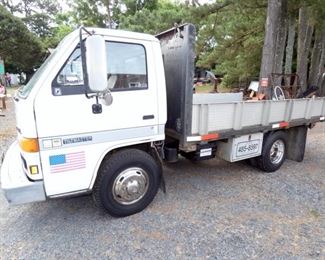 VIEW 19 1986 ISUZU TILT MASTER