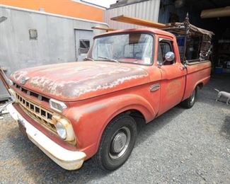 VIEW 3 RUNS GOOD! 302 V8