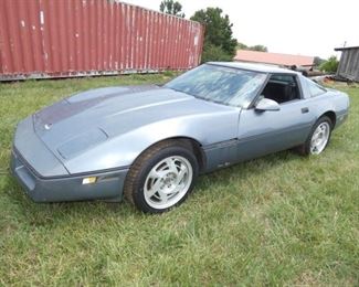 VIEW 2 CLOSEUP TARGA TOP CORVETTE