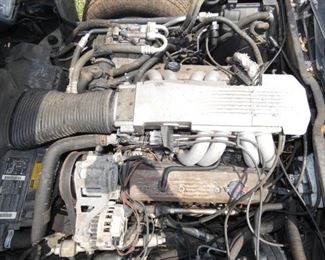 VIEW 12 1990 L98 57 ENGINE