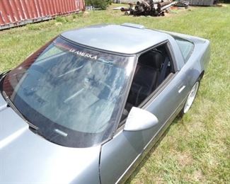 VIEW 14 CLOSEUP TARGA TOP