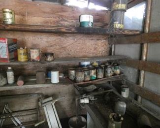 NUMERIOUS OIL CANS, MORE!!