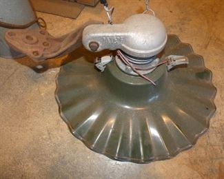 MORNING GLORY STATION LIGHT