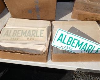 NUMEROUS OLD STOCK ALBEMARLE PLATES