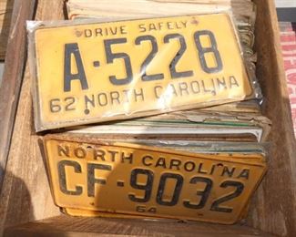 COLLECTION NUMEROUS LIC. TAGS