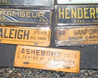 COLLECTION VARIOUS CITY TAGS