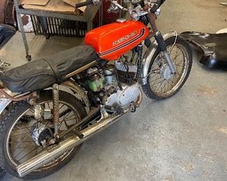 1972 or 1973 Kawasaki complete restore or parts bike