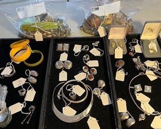 SILVER JEWERY, GOLD JEWELRY AND COSTUME