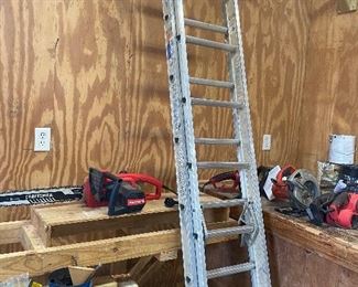 Oh my goodness... here we go!  HUGE workshop full of toolsll