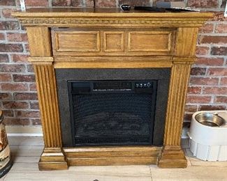 Electric fire place with remote