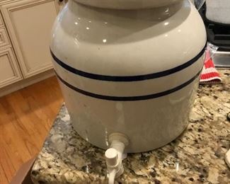 Stoneware beverage dispenser