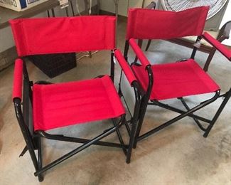 Great folding chairs with pop up tray