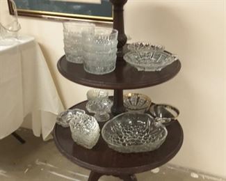 Mahogany dumbwaiter table