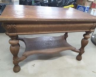 Great antique oak desk/library table