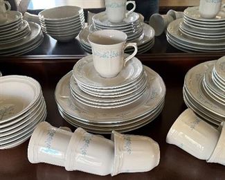 Brickoven Stoneware 75 pcs