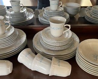 Brickoven Stoneware 75 pcs