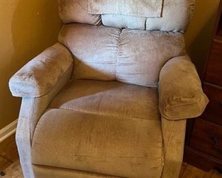 Electric Recliner Tranquil-Ease