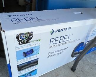 Rebel Pool Cleaner