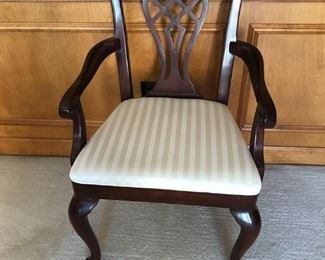 ONE SIDE CHAIR