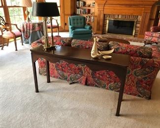 SOFA TABLE