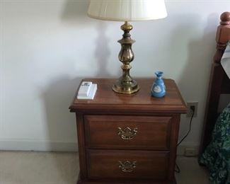 ONE NIGHTSTANDS