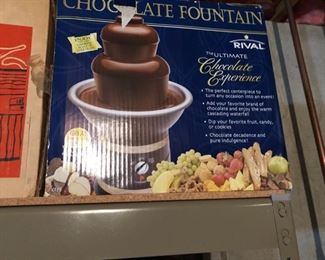 CHOCOLATE FOUNTAIN
