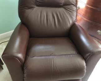 BROWN ELECTRIC ROCKER/ RECLINER
