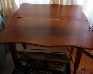 flip top table--see next photo