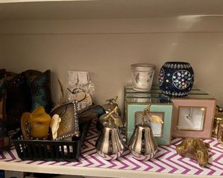 Apple and pear candles, western night lights, new clocks