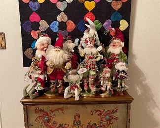 Wonderful chest of drawers, Mark Roberts elves and fairies, hand made and signed hanging quilt with rod